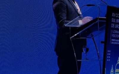 Ministrado aula sobre Como reconstruir um pênis no Congresso Sul Brasileiro de Urologia